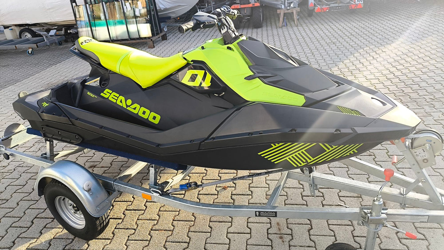 SeaDoo Spark Trixx 3UP 90 iBR Gebraucht Modell 2023 - Manta Green - 31h