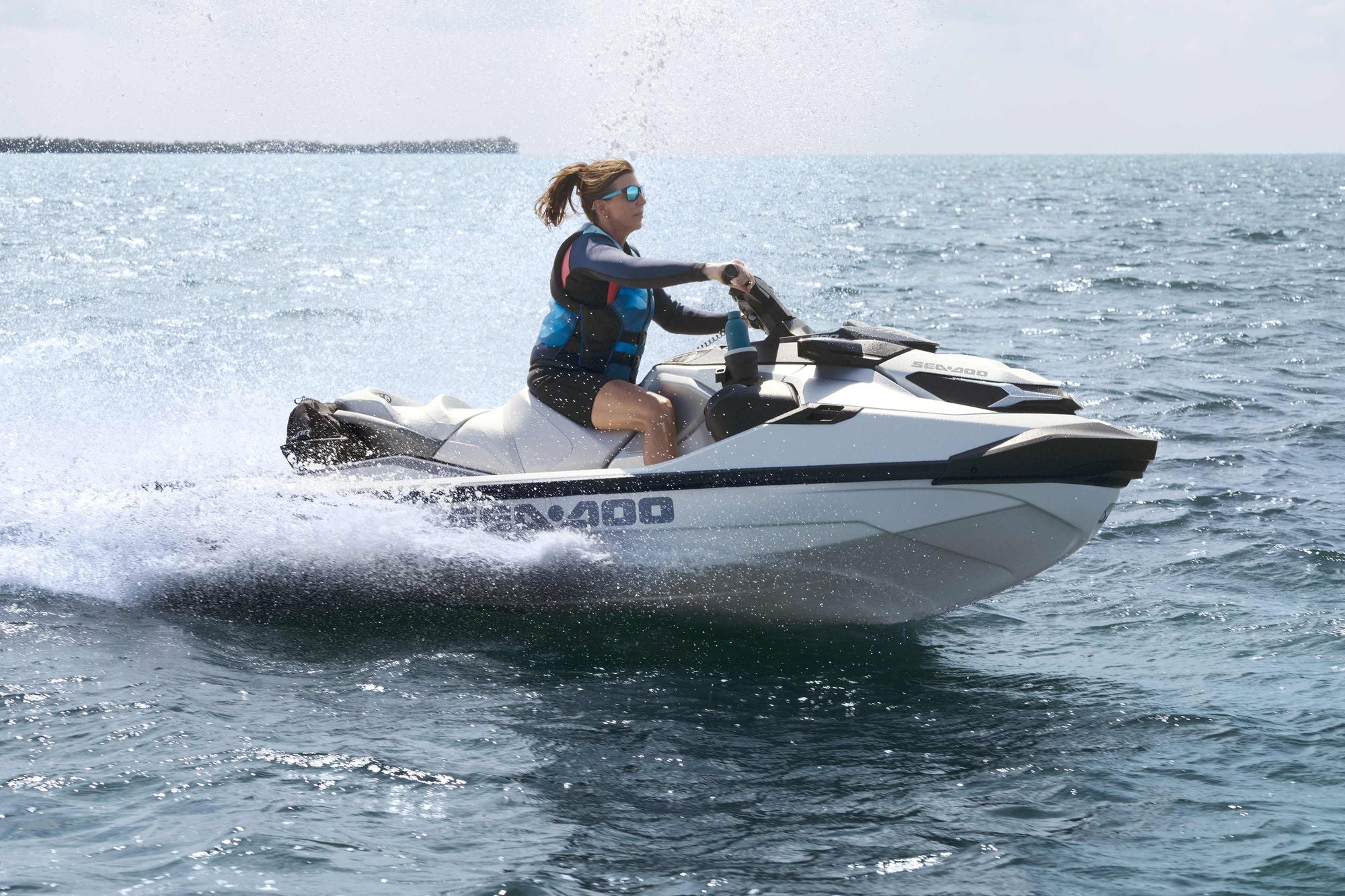 SeaDoo GTX Limited 300 Audio iDF Jetski Modell 2024 - Pearl White – Marina  Wassersport GmbH